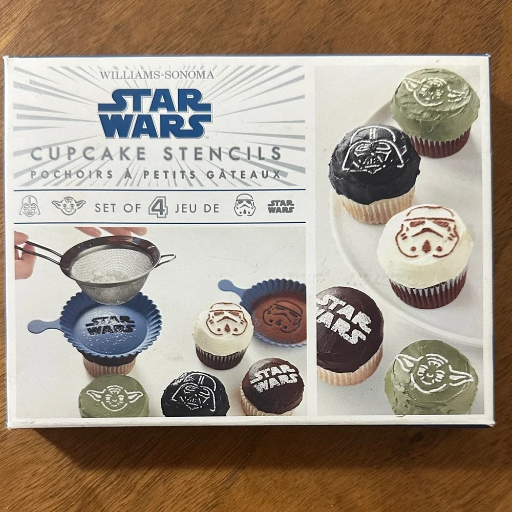 Williams Sonoma Star Wars Cupcake Stencils Set